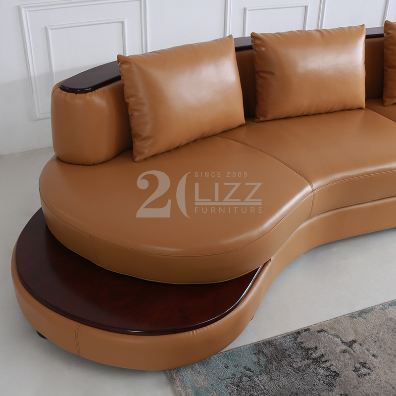 Sofá de sala de estar pequeño curvo marrón