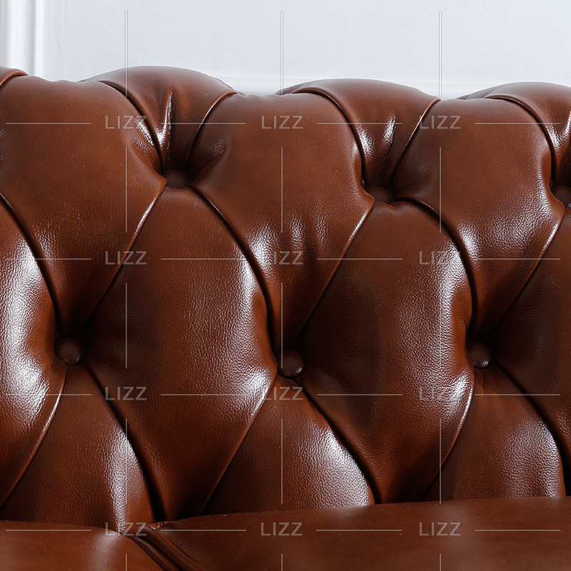 Sofá tradicional de sala de estar marrón oscuro